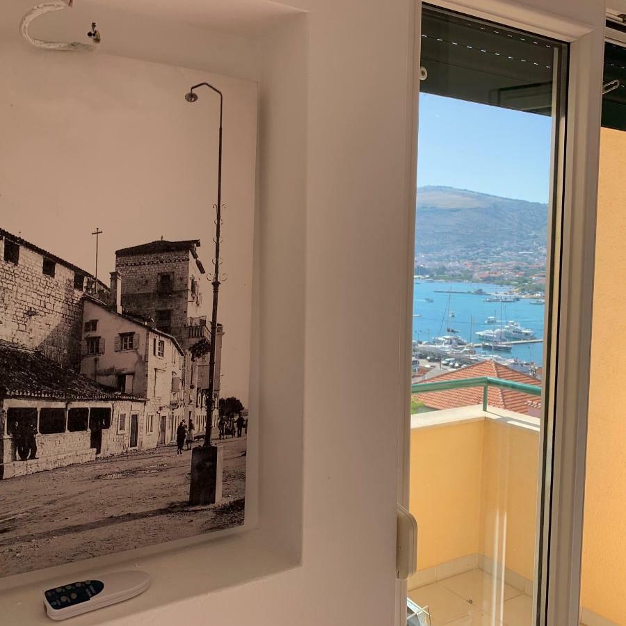 Mentha Apartments Trogir Exterior photo