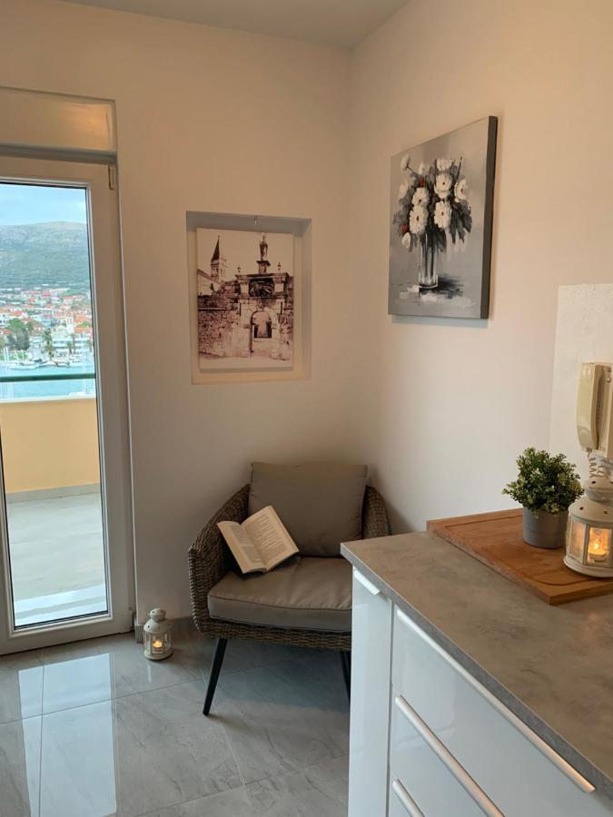 Mentha Apartments Trogir Exterior photo
